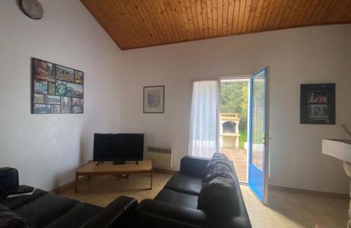 La Tranche-sur-Mer House | Holiday Home Les Tourteaux by Interhome