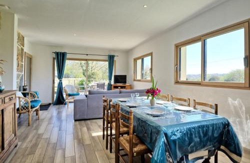 Ploubezre House | Holiday Home Le Guernevez by Interhome