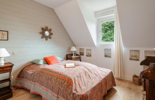 Lancieux House | Holiday Home Le Nyce by Interhome