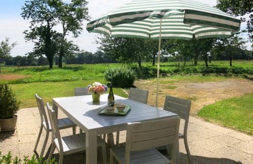 Le Tronchet House | Holiday Home Le Petit Maître by Interhome
