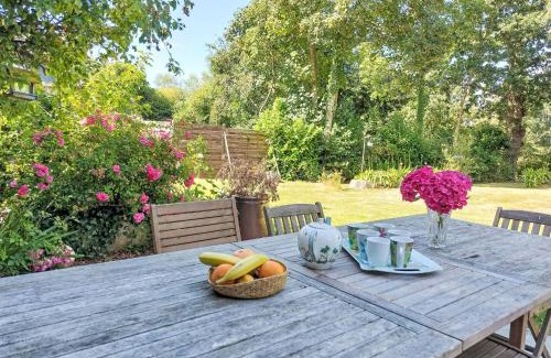Languenan House | Holiday Home Les Agapanthes by Interhome
