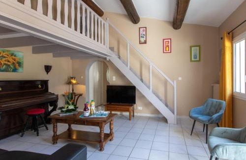Mazan House | Holiday Home Les Amandiers by Interhome