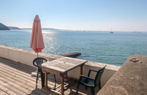 Morgat House | Holiday Home Les Embruns by Interhome