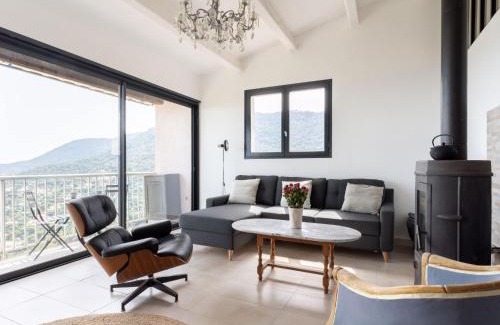 Cavalaire-sur-Mer House | Holiday Home Les Terrasses de L'Eau Blanche-4 by Interhome