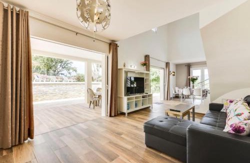 Cogolin House | Holiday Home Les Hautes Terres by Interhome