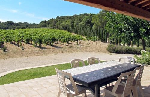 Valreas House | Holiday Home Les Lilas Blancs by Interhome