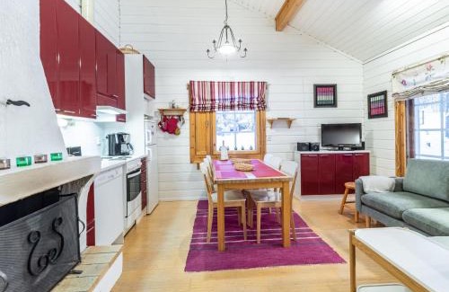 Yllasjarvi House | Holiday Home Lomaylläs h105 - pistopolku 2a by Interhome