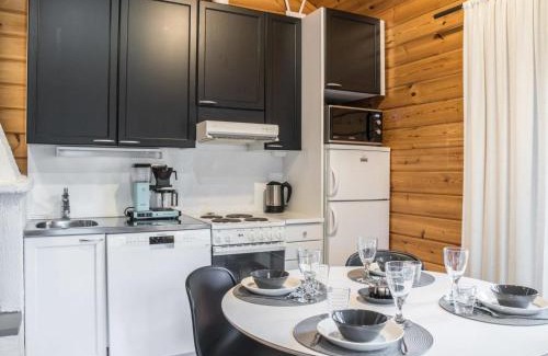 Yllasjarvi House | Holiday Home Lomaylläs b39 -suppapolku 6b by Interhome