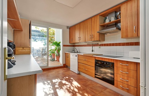 Almunecar House | Holiday Home "Los Altos 19" with Sea View, Shared Pool & Wi-Fi