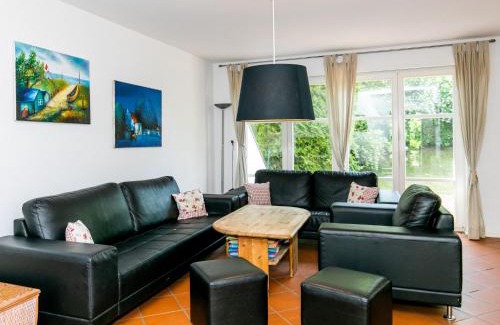 Garz/Rugen House | Holiday Home Losentitz by Interhome