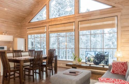 Lampivaara House | Holiday Home Luoston karpalo by Interhome