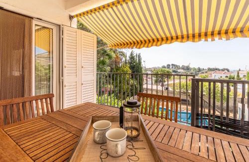 El Castell de Montornes House | Holiday Home Montornes by Interhome