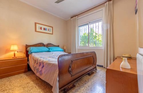 El Castell de Montornes House | Holiday Home Montornes by Interhome