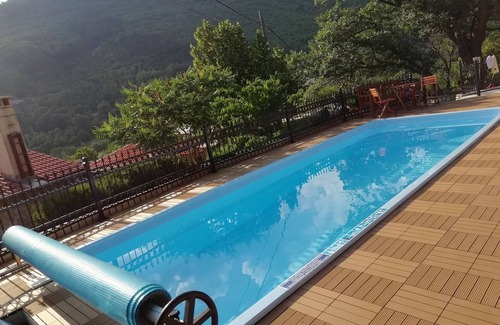 Obrs House | HOLIDAY HOME MIRJANA
