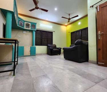 Madurai House | Holiday Home Madurai Bharathi Nagar - GF