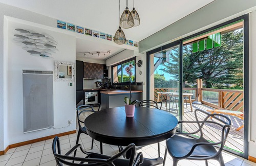 Gujan-Mestras House | Holiday home 'Maison Ostrea Bassin D'arcachon' with view of the bassin, terrace and Wi-Fi