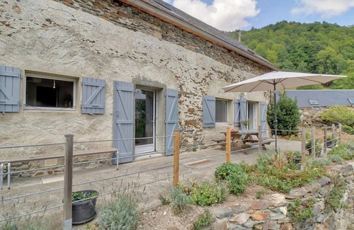 Barrancoueu House | Holiday Home 'Maison 10 Min De Saint-lary 12' with Mountain View, Private Terrace and Wi-Fi