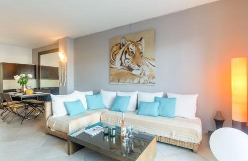 Port Grimaud House | Holiday Home Maison pêcheur by Interhome