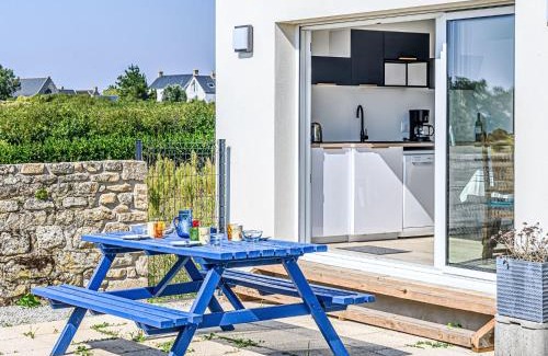 Plouharnel House | Holiday Home Maison Sainte Barbe by Interhome