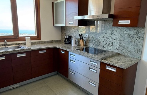 Marbella House | Holiday Home 'Marbella Hills' with Sea View, Wi-Fi and Air Conditioning