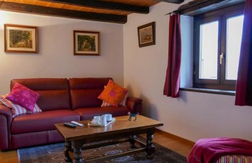 Lodrino House | Holiday Home Margarita by Interhome