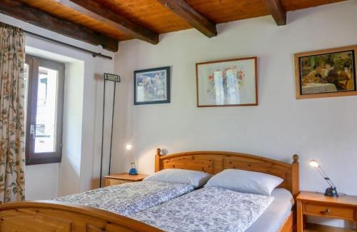 Lodrino House | Holiday Home Margarita by Interhome