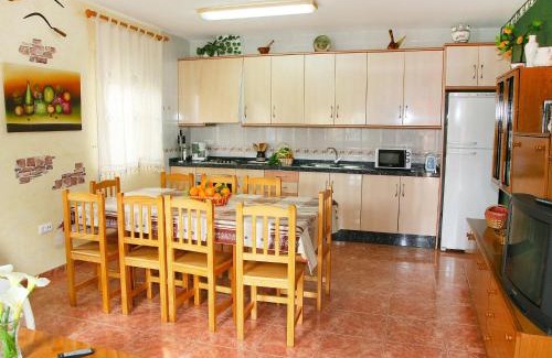 El Ligallo del Ganguil House | Holiday Home Masia del Mosso by Interhome