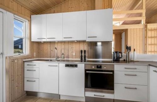 Hvorup Klit House | Holiday Home Melina - 300m from the sea by Interhome