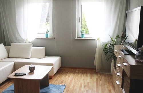 Gosenroth House | Holiday Home 'Mersche' with Private Terrace, Private Garden and Wi-Fi