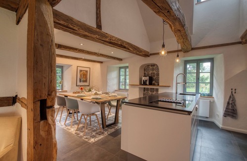 Brilon House | Holiday Home 'Michels Mühle - Wieder Land Sehen' with Private Terrace, Private Garden and Wi-Fi