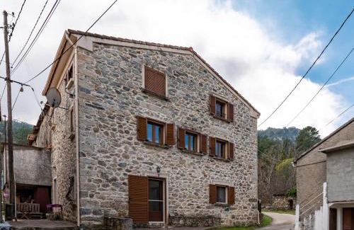 Ghisoni House | Holiday Home Migone de Sampolo by Interhome
