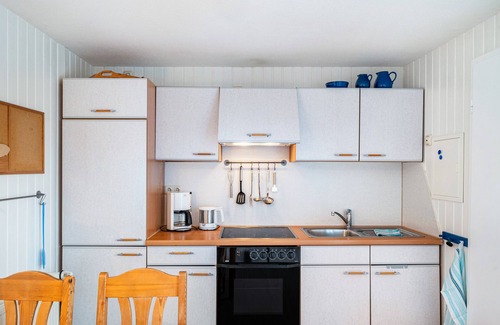 Meschendorf House | Holiday home "Möve ABA Bungalow 66" with private terrace and WLAN