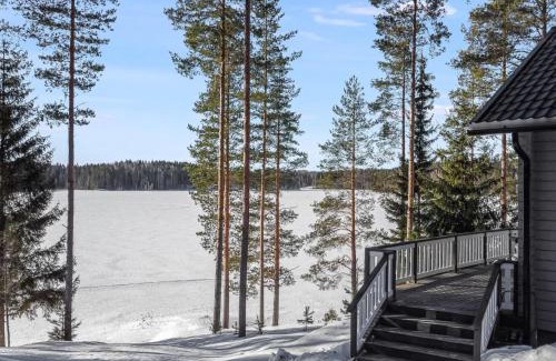 Rautalampi House | Holiday Home Naurisniemi by Interhome
