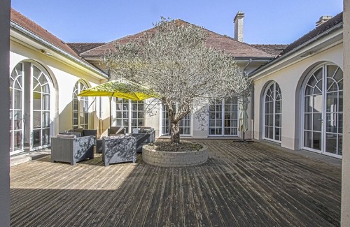 Sainte-Honorine-des-Pertes House | Holiday Home near Bayeux and North Sea Beach