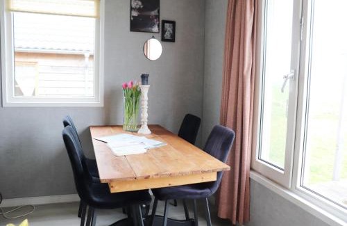 Tjerkgaast House | Holiday Home near IJsselmeer Lake