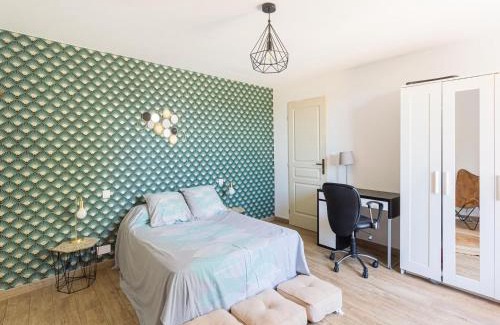 Montmeyan House | Holiday Home near Lake Quinson and Moustiers