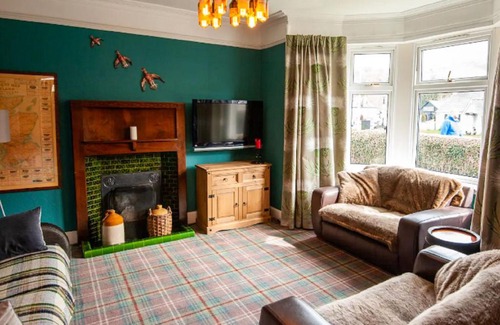 Drumnadrochit House | Holiday Home Oakdale House by Interhome