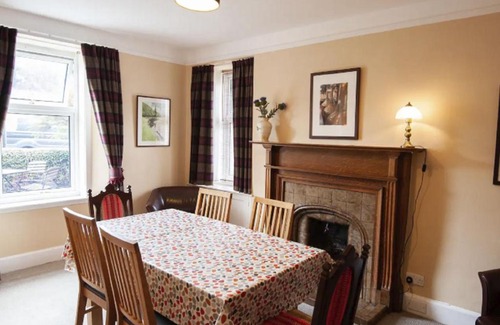 Drumnadrochit House | Holiday Home Oakdale House by Interhome