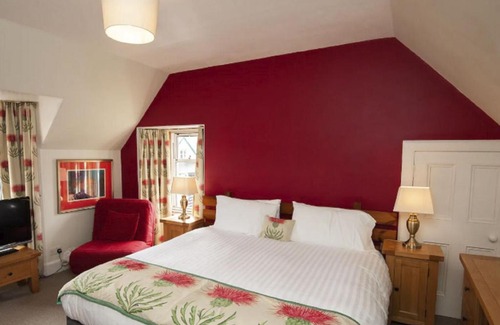 Drumnadrochit House | Holiday Home Oakdale House by Interhome