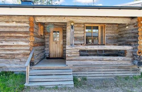 Saariselka House | Holiday Home Pökkömaja b by Interhome