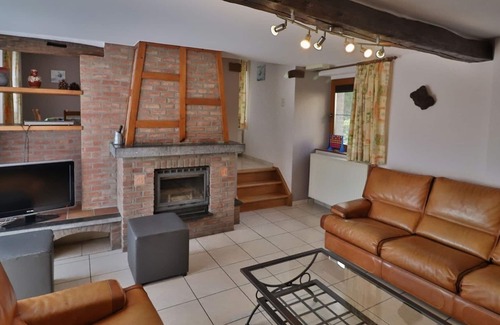 Palenge House | Holiday home Palange 11 in Durbuy with fireplace