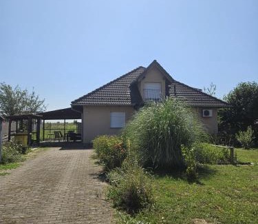 Slavonski Brod House | Holiday Home Pampas