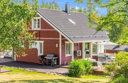 Askainen House | Holiday Home Pohjola by Interhome