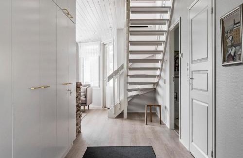 Askainen House | Holiday Home Pohjola by Interhome
