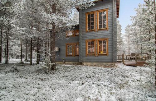 Lampivaara House | Holiday Home Pyhä-kohu by Interhome