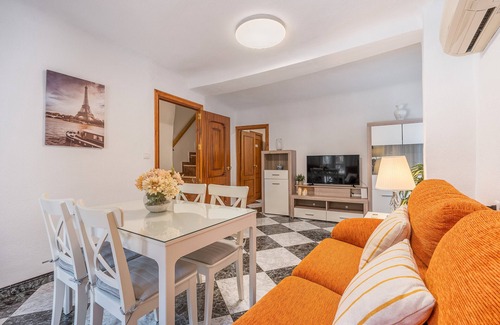 Guejar Sierra House | Holiday Home 'Ramirez' with Mountain View, Private Terrace and Air Conditioning