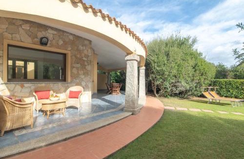 Costa Rei House | Holiday Home Rei Sole - REI314 by Interhome