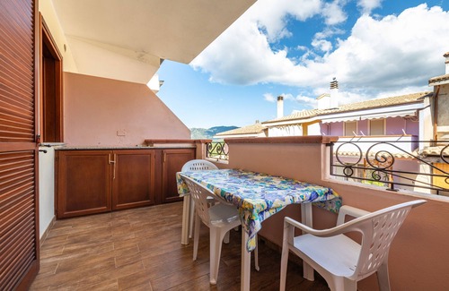 Villasimius House | Holiday Home 'Rifiugio A Tisiddu' with Private Terrace, Wi-Fi and Air Conditioning