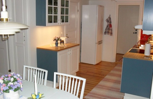 Mariestad House | Holiday home right by Lake Vänern