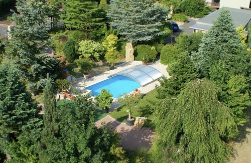 Mittelndorf House | Holiday home right in the heart of Saxon Switzerland with garden pool and amazing view